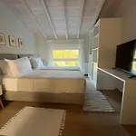 Giardinia Homes With Private Pool Hébergement de vacances *