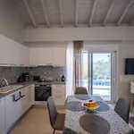 Giardinia Homes With Private Pool *