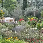 Giardinia Homes With Private Pool Gazátika