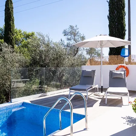 Σπίτι διακοπών Giardinia Homes With Private Pool *