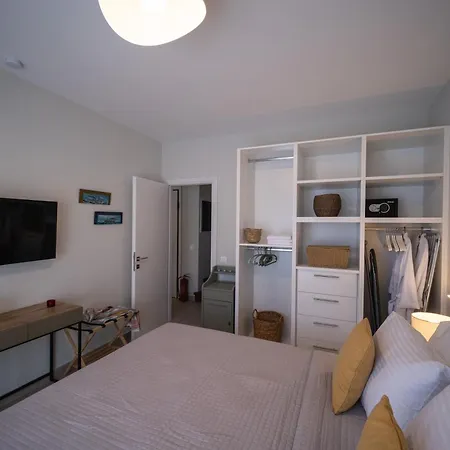 Giardinia Homes With Private Pool