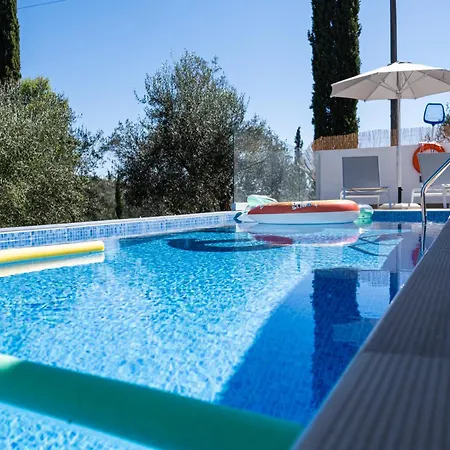 Giardinia Homes With Private Pool