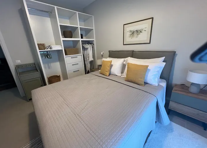 Giardinia Homes With Private Pool *