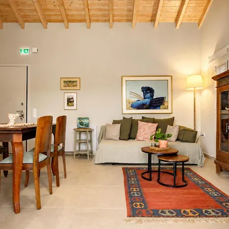 Giardinia Homes With Private Pool * Gazátika