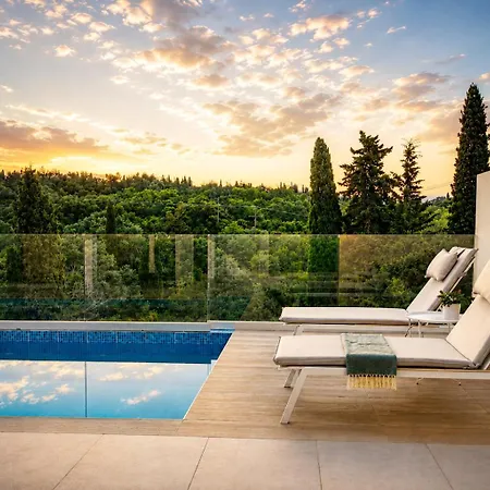 Nyaraló Giardinia Homes With Private Pool *