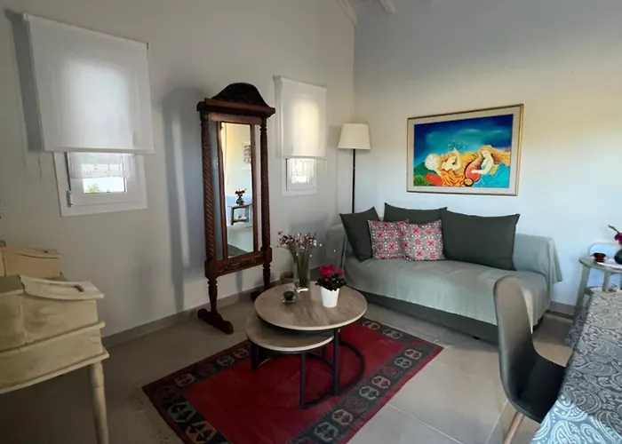 Giardinia Homes With Private Pool Gazátika