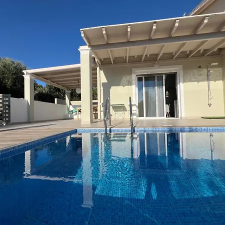 Giardinia Homes With Private Pool * Γαζάτικα